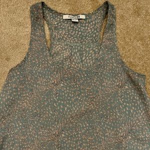Forever 21 flowy tank